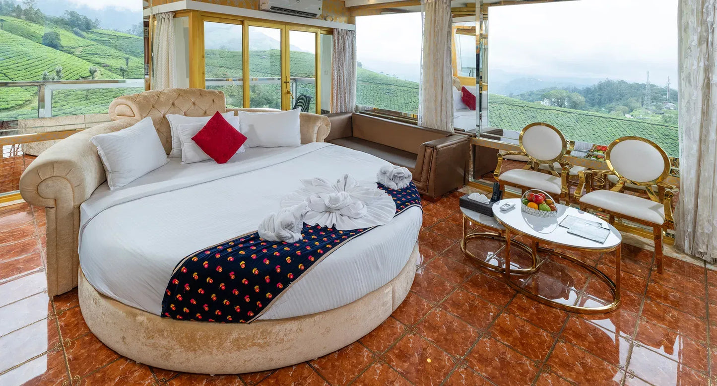 🌿 Munnar Tour Package for Couples | Gift a Romantic Hill Escape